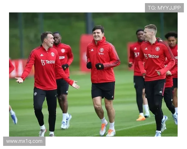 前裁判解析伊萨克与詹姆斯争议犯规索博接触未足以影响加纳乔表现